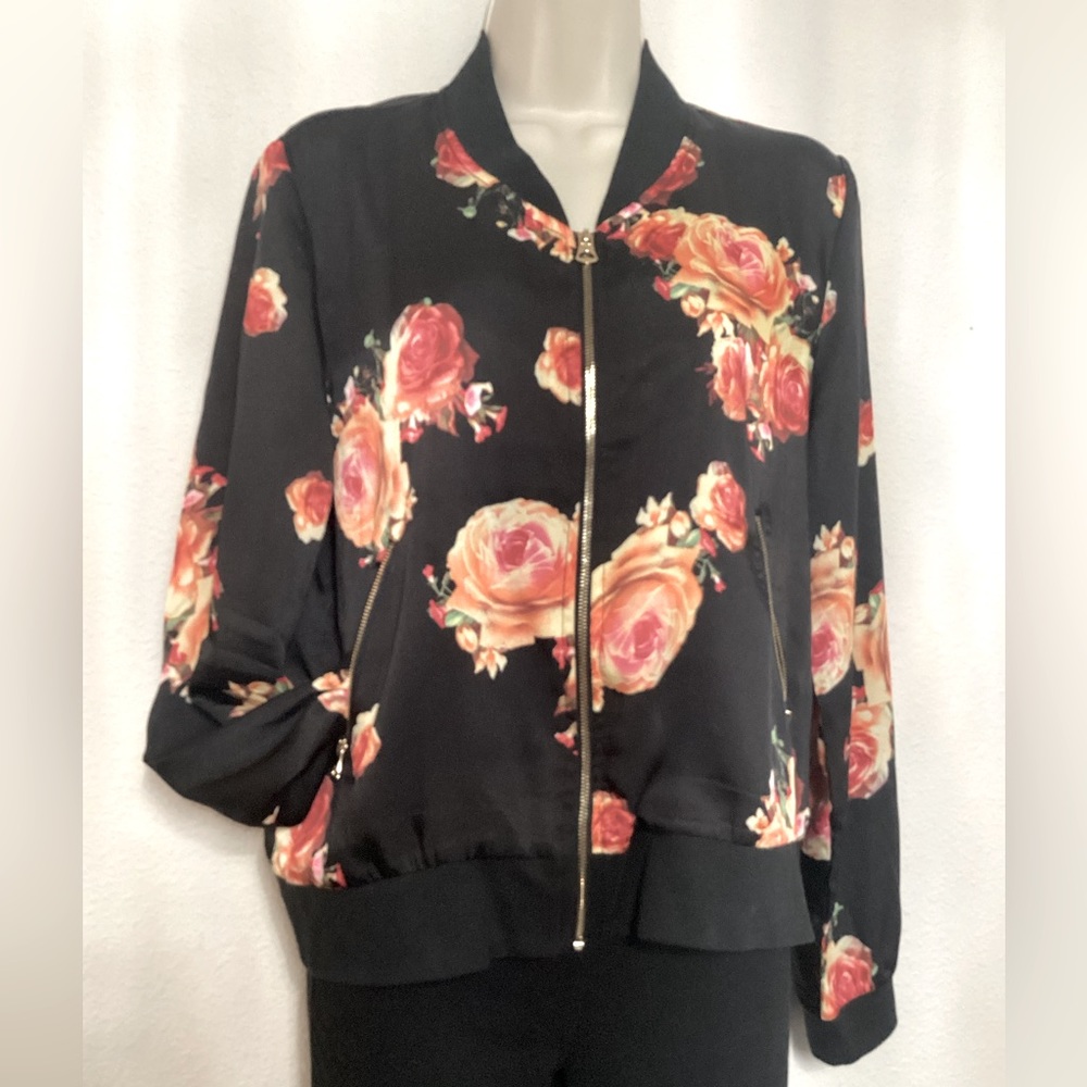 Streetwear Society | size: L | Black Floral Bomber Jacket